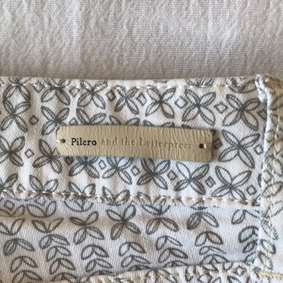 Pilcro and the Letterpress Stet Morocco Print Jeans Size 28 NWOT - Picture 6 of 9